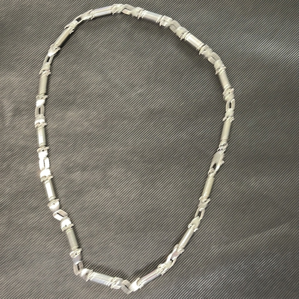 Stainless steel necklace